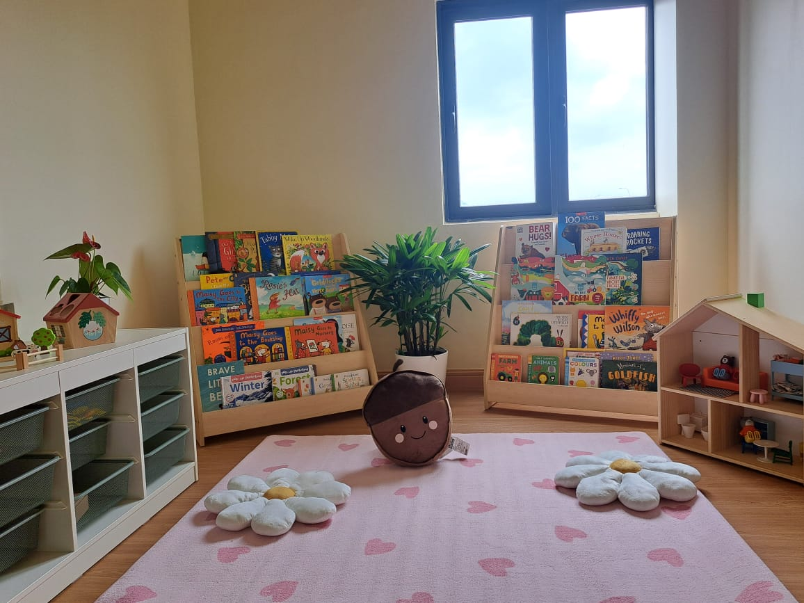 reading corner.webp